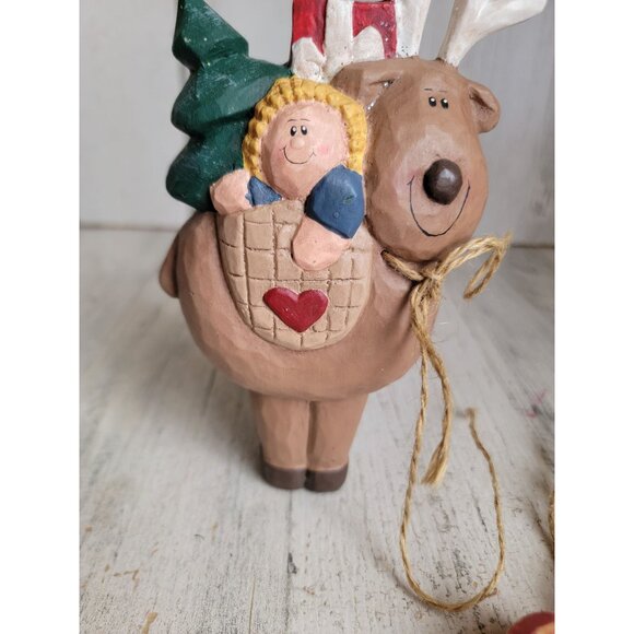 Reindeer wooden folk art figure heart ornament Xmas set - Picture 2 of 8